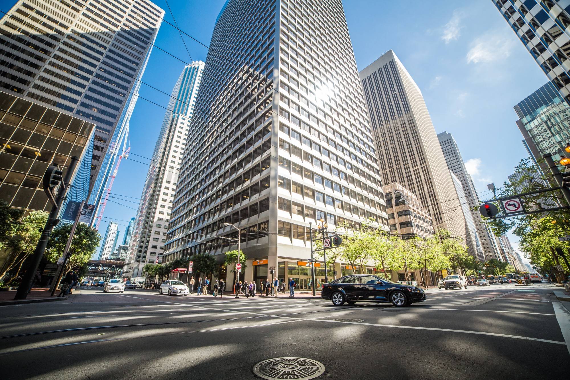 fisheye-shot-of-streets-and-skyscrapers-in-big-city-picjumbo-com